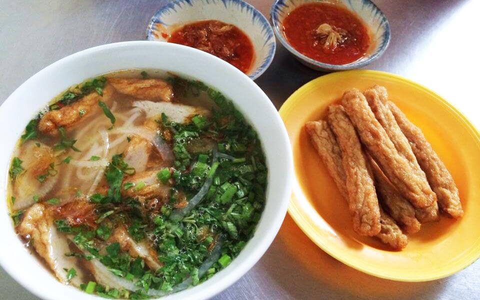 Địa chỉ quán bánh canh Nha Trang ngon rẻ